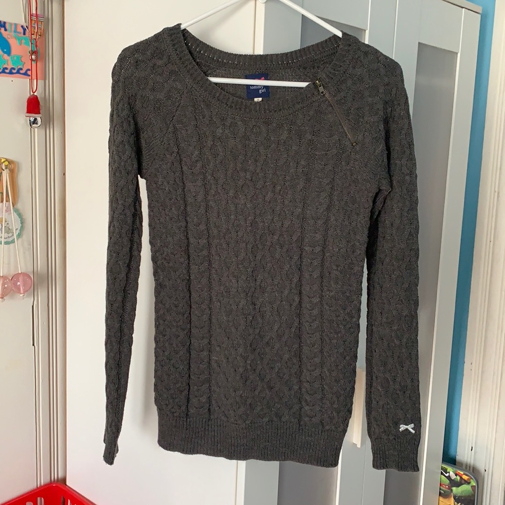 Tommy girl sweater